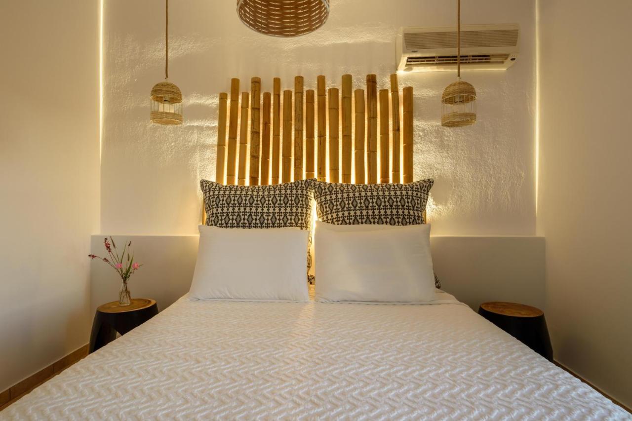Mirabeli Apartments & Suites Полония Екстериор снимка
