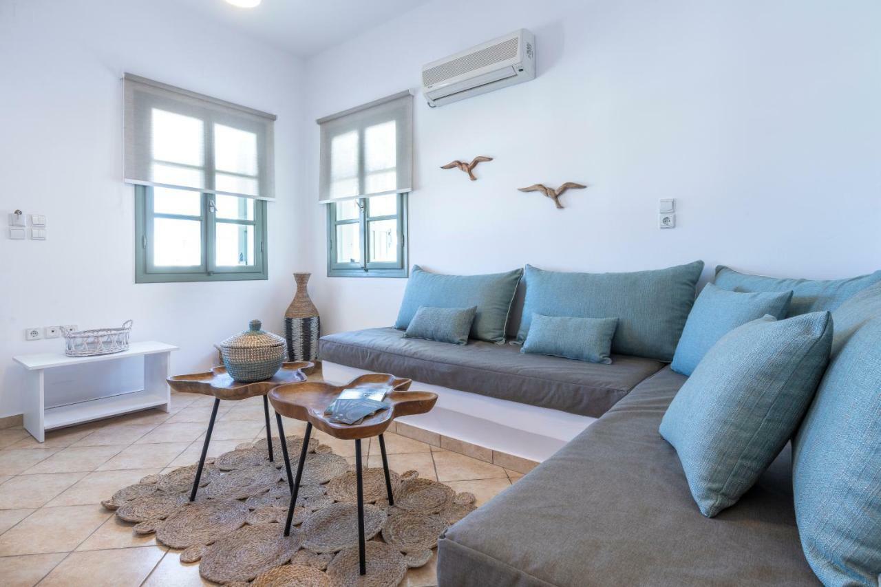 Mirabeli Apartments & Suites Полония Екстериор снимка