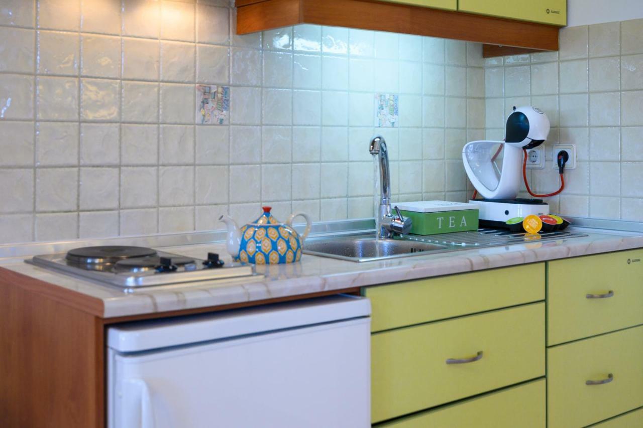 Mirabeli Apartments & Suites Полония Екстериор снимка