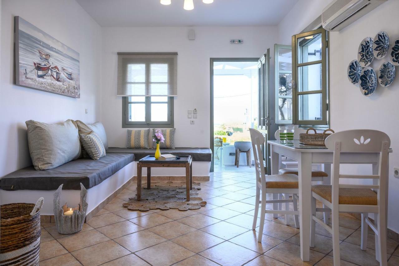 Mirabeli Apartments & Suites Полония Екстериор снимка